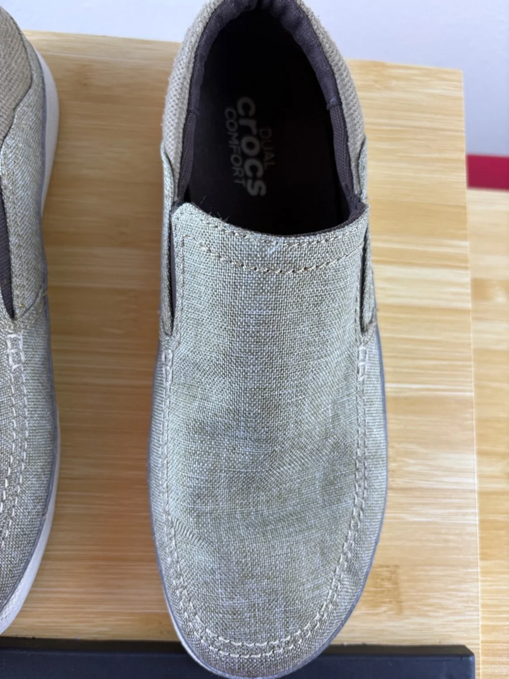 CROCS men light